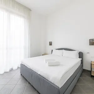 Garibaldi 59 , Milano Italia